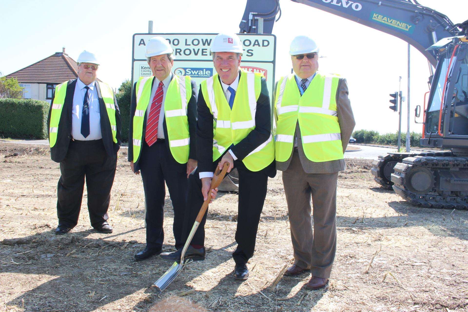Minster parish council chairman Ken Ingleton, MP Gordon Henderson, Kent Cllr Mike Whiting and leader of Swqale council Cllr Andrew Bowles starts work on the new roundabout at the junction of the Lower Road and Barton Hill Drive, Minster, Sheppey (2796545)