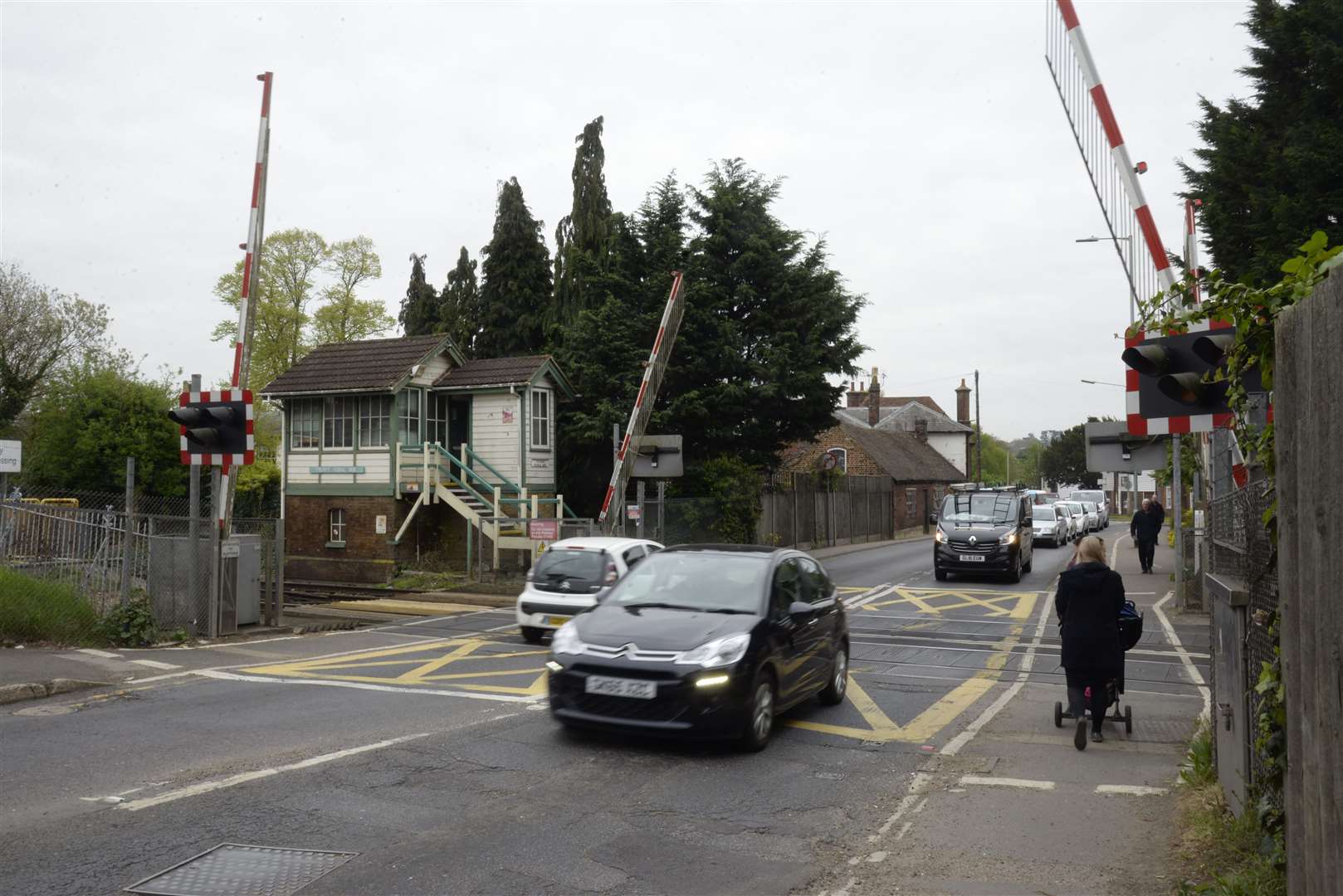 Sturry level crossing will be shut to vehicles for two days
