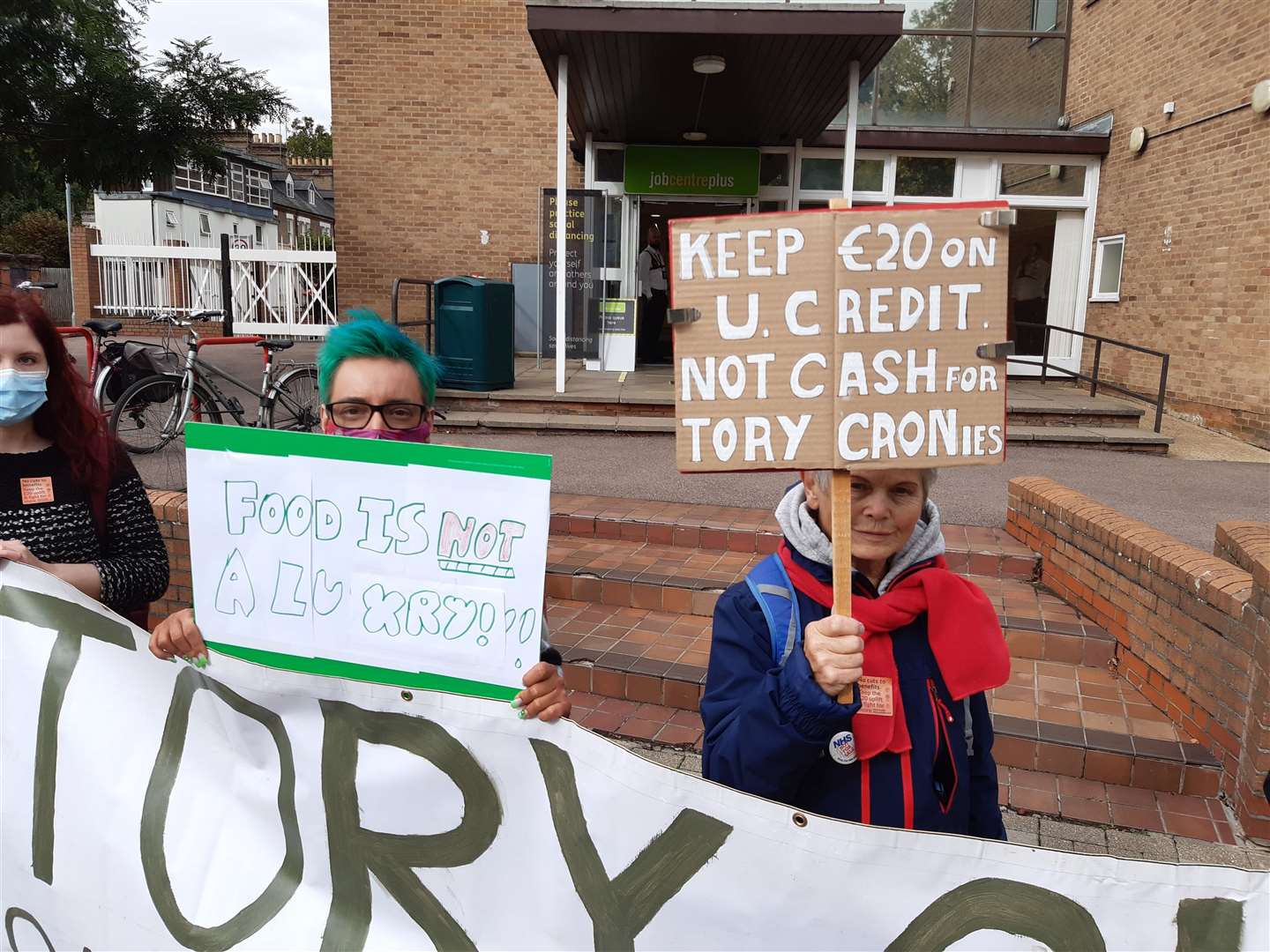 Universal Credit cut protest, JobCentre Plus, Chesterton Road
