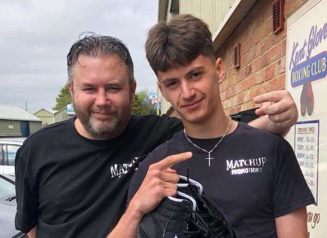 Kent Charity Boxing’s Darren Clayton with Ryan McDonagh at Kent Gloves