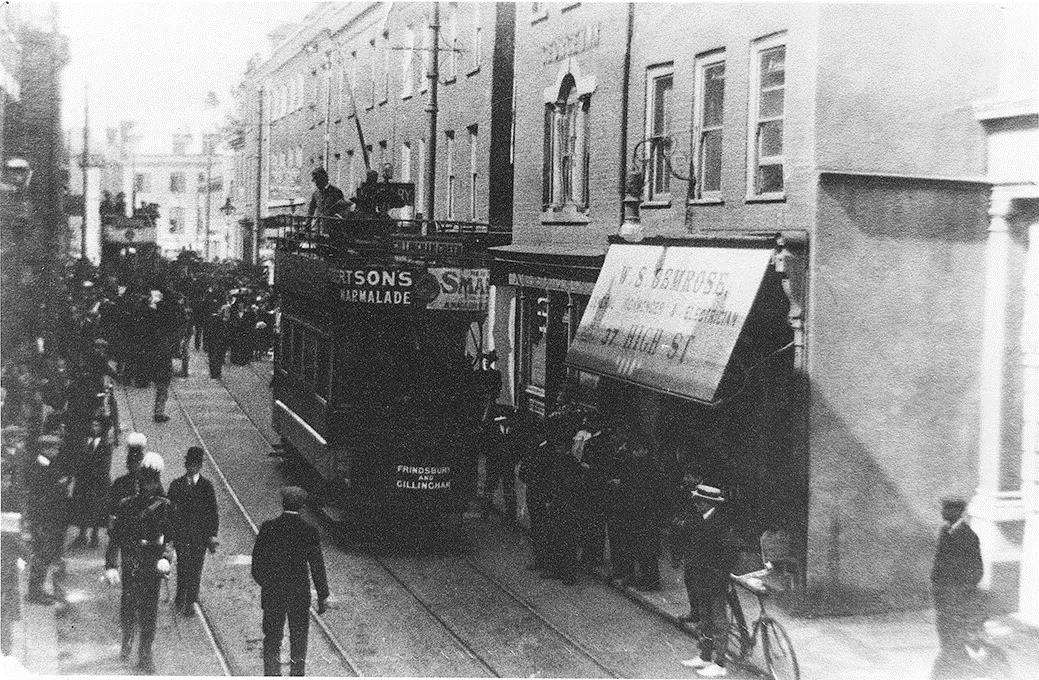1910 WS Bemrose at 37 High Street the tram in the picture is heading for Gillingham