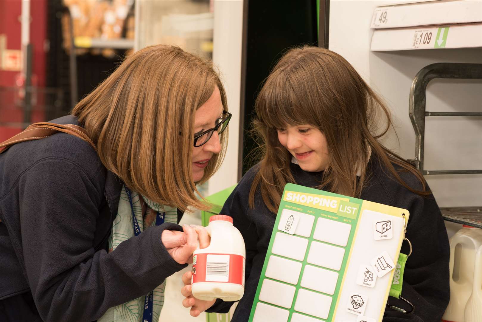 Pupils try out the Makaton boards at Asda in Tunbridge Wells (8384855)