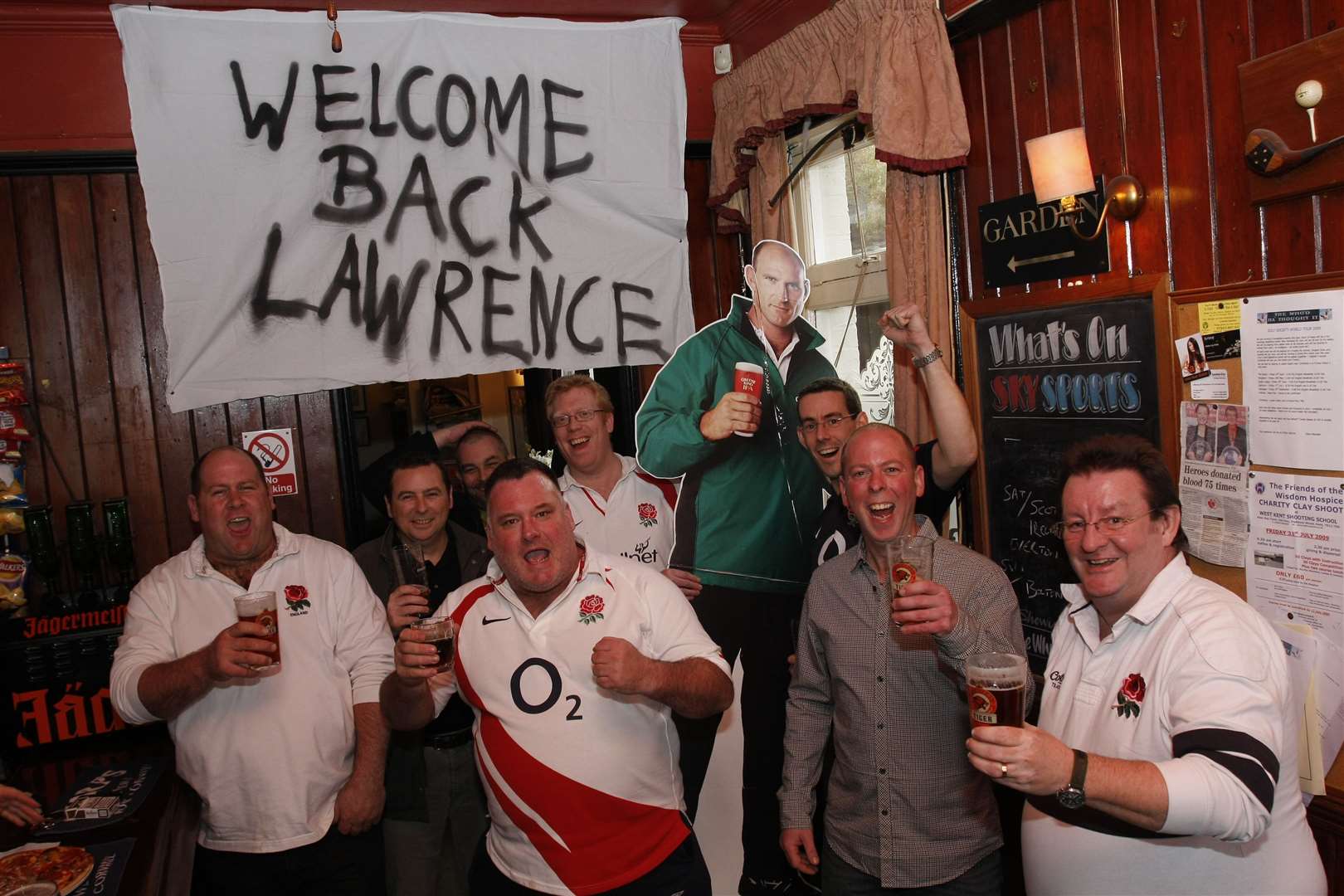 Regulars at the Who'd Ha Thought It in Baker Street, Rochester, celebrate the return of Lawrence Dallaglio to the pub in February 2009. The pub is still going today. Picture: Peter Still