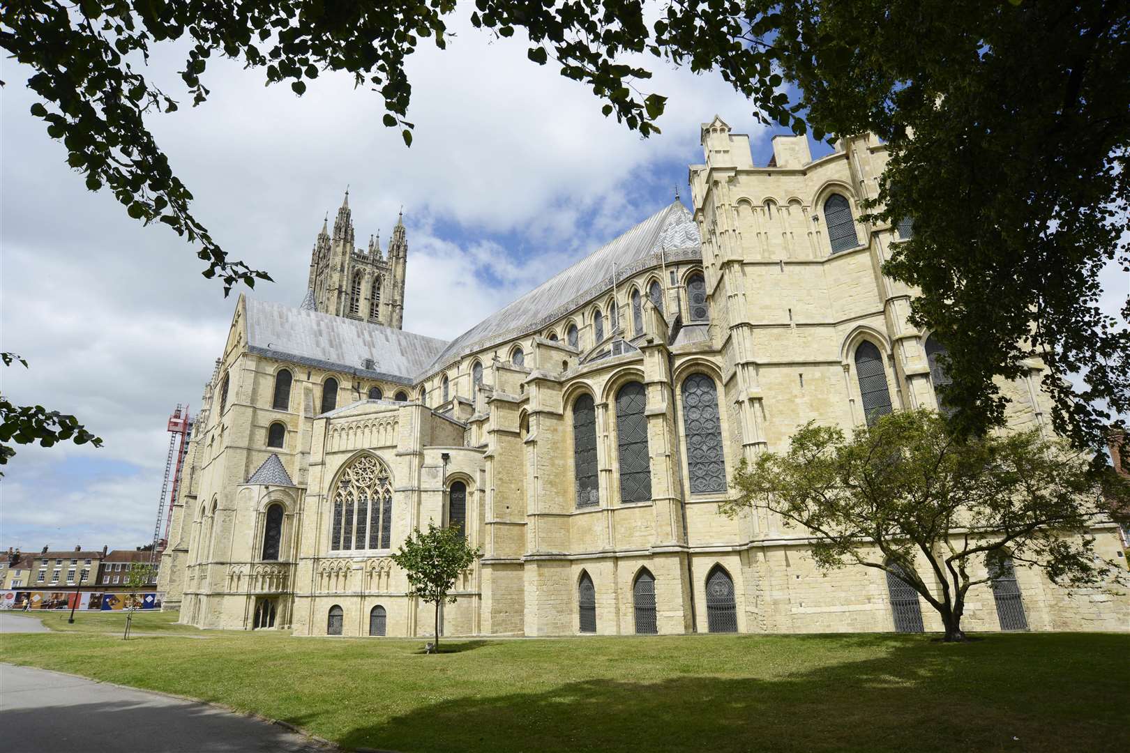 The east end of Canterbury Cathedral looks magnificent after its restoration.Picture: Paul Amos. (2598010)