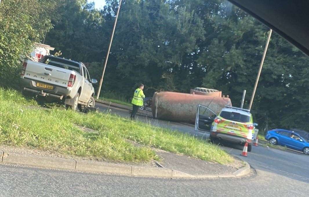 A tractor and slurry tanker overturned at Farningham