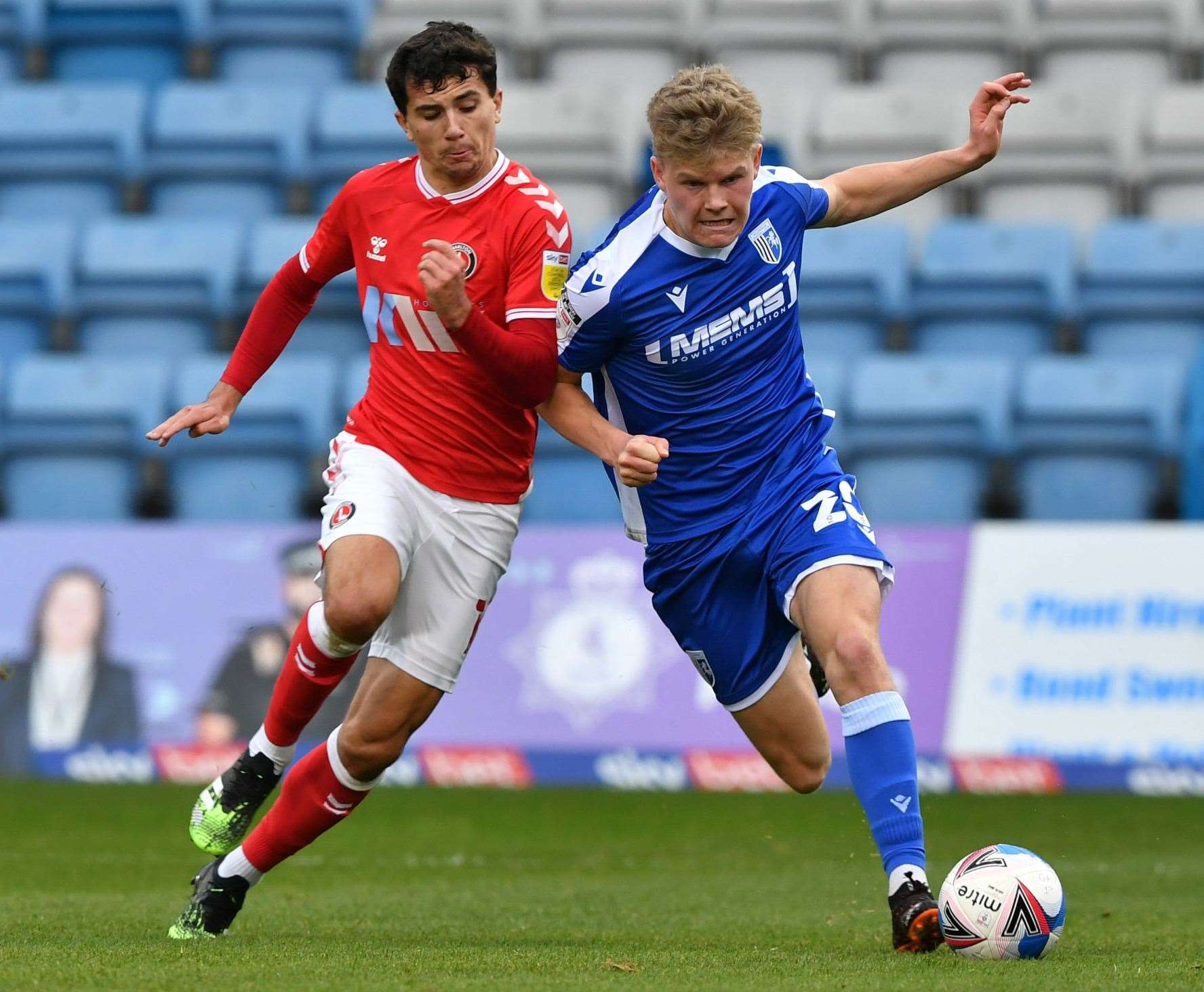 Scott Robertson on the ball for Gills against Charlton. Picture: Keith Gillard