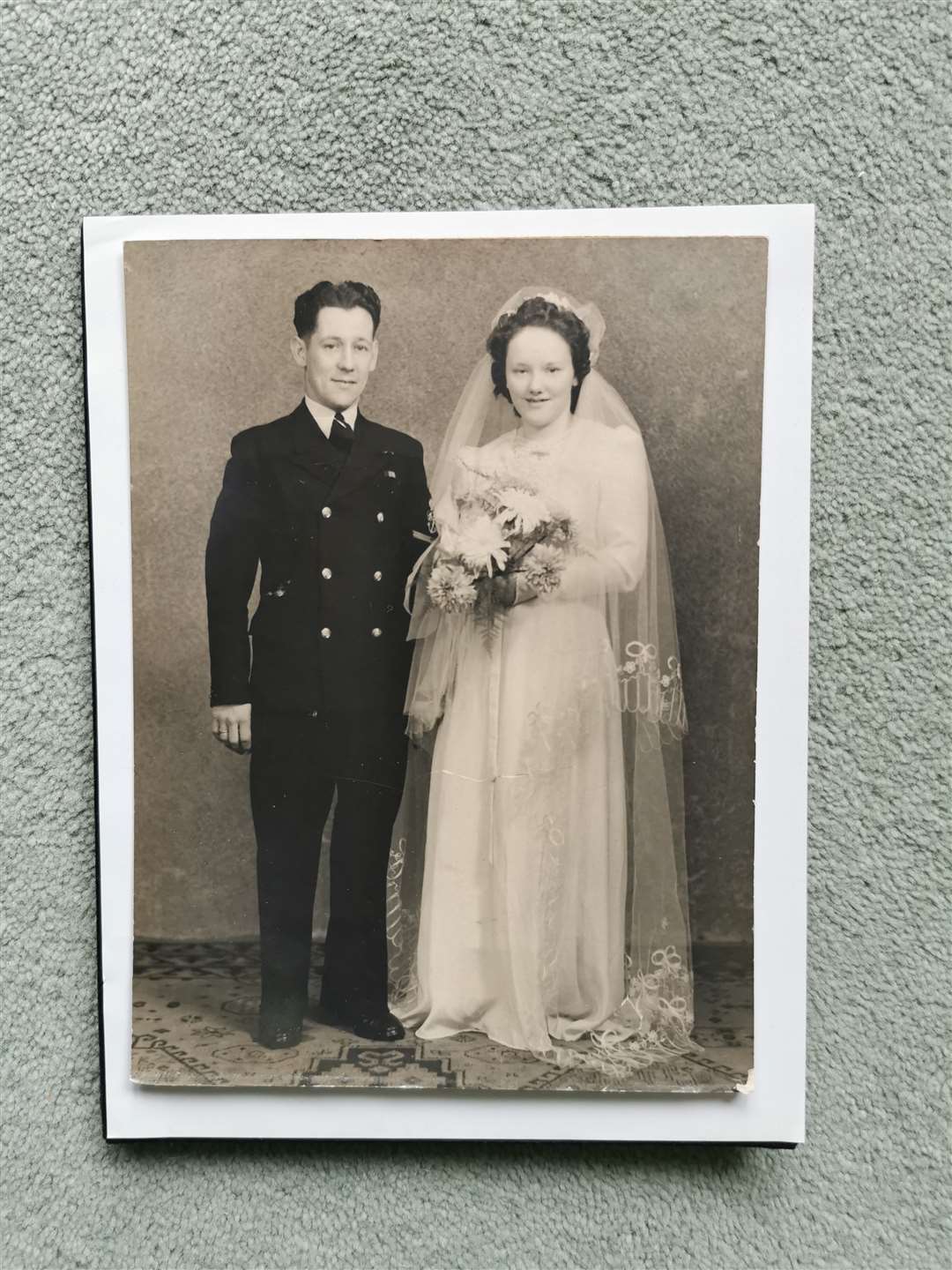 Cyril married Helen in December 1944 in Greenock, Scotland