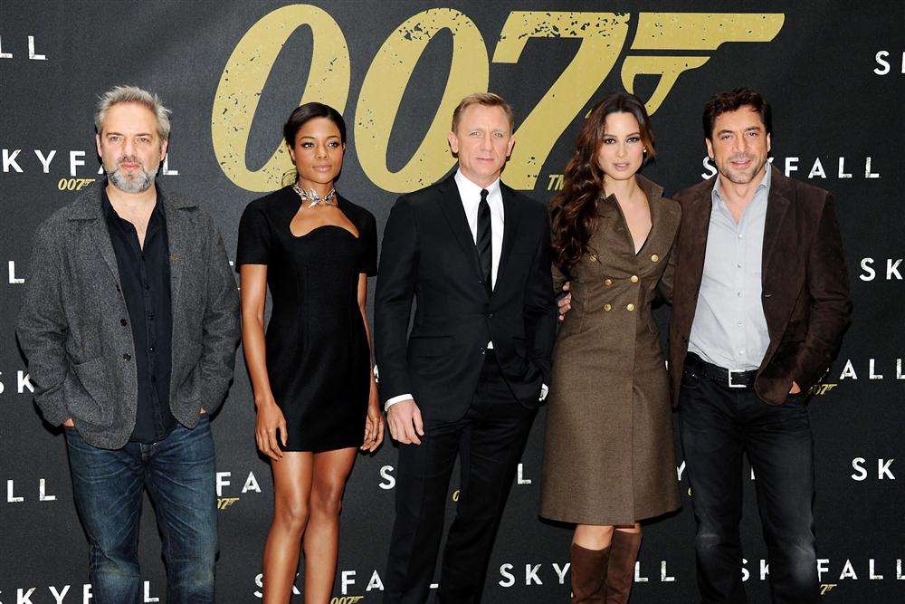 Director Sam Mendes, with Skyfall actors Naomie Harris, Daniel Craig, Berenice Marlohe and Javier Bardem