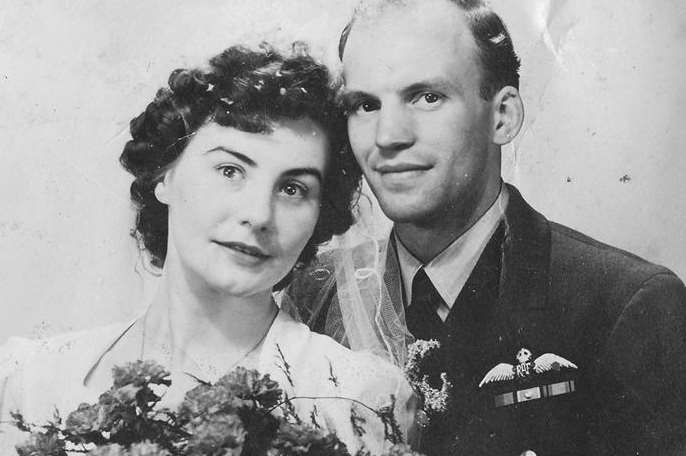 Len and Merv Burrows on their wedding day in 1945