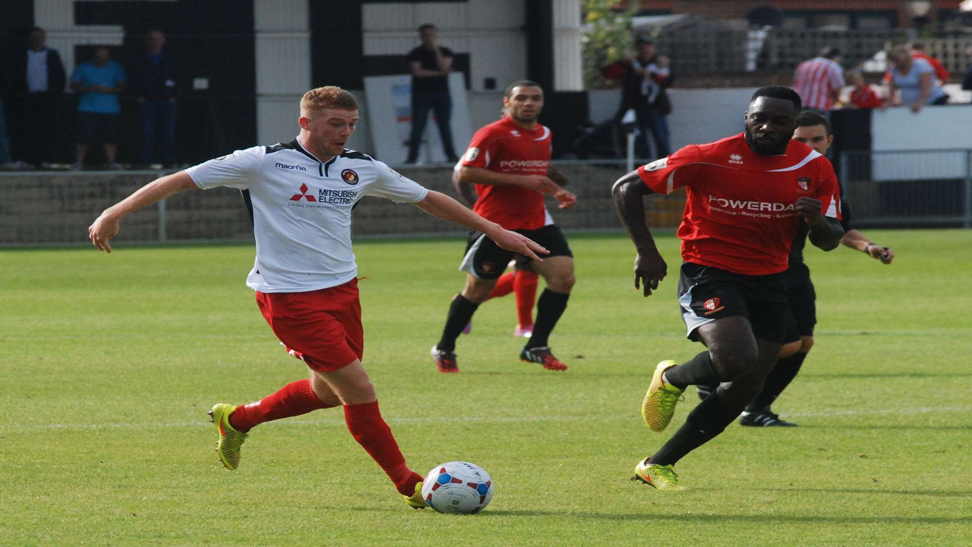 Alex Osborn runs at the Hayes & Yeading defence Picture: Paul Jarvis