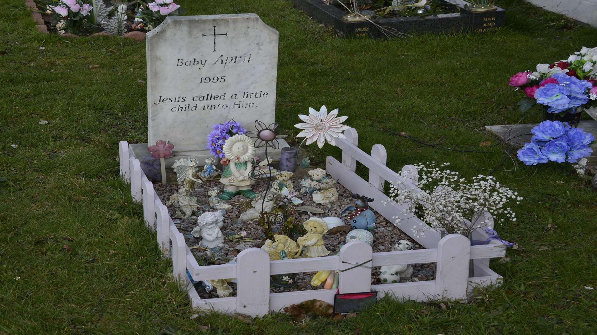 The grave of Baby April in Ashford Bybrook cemetery