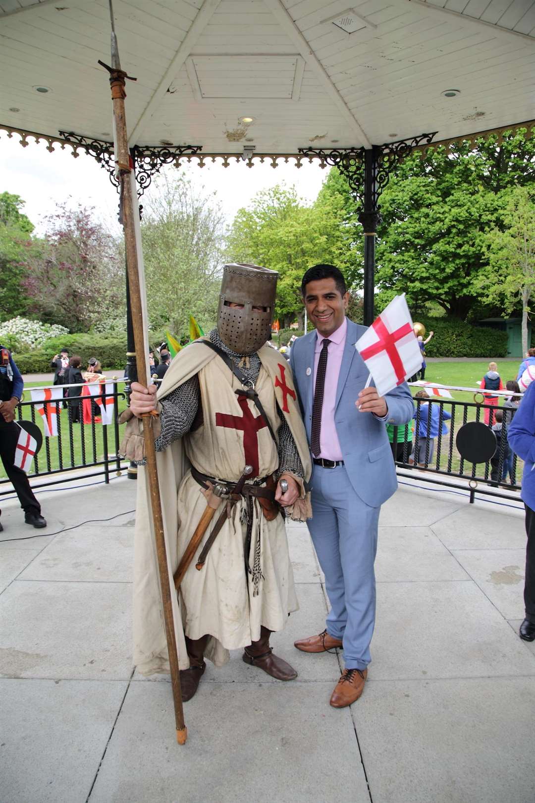 An armoured St George impersonator (left) with Gurvinder Sandher (right)