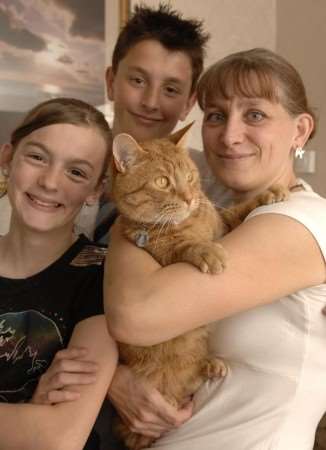 Rosemarie Horton with Tianna,Thomas and George their pet cat