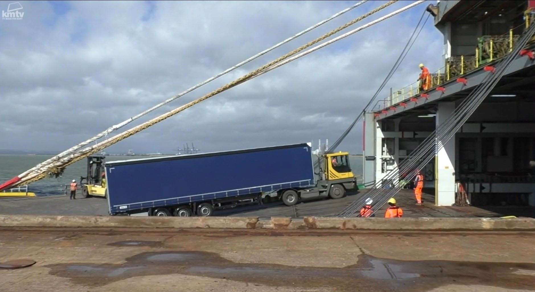 Lorry being loaded onto the new DFDS ferry Maxine at Sheerness bound for Calais. Picture: KMTV
