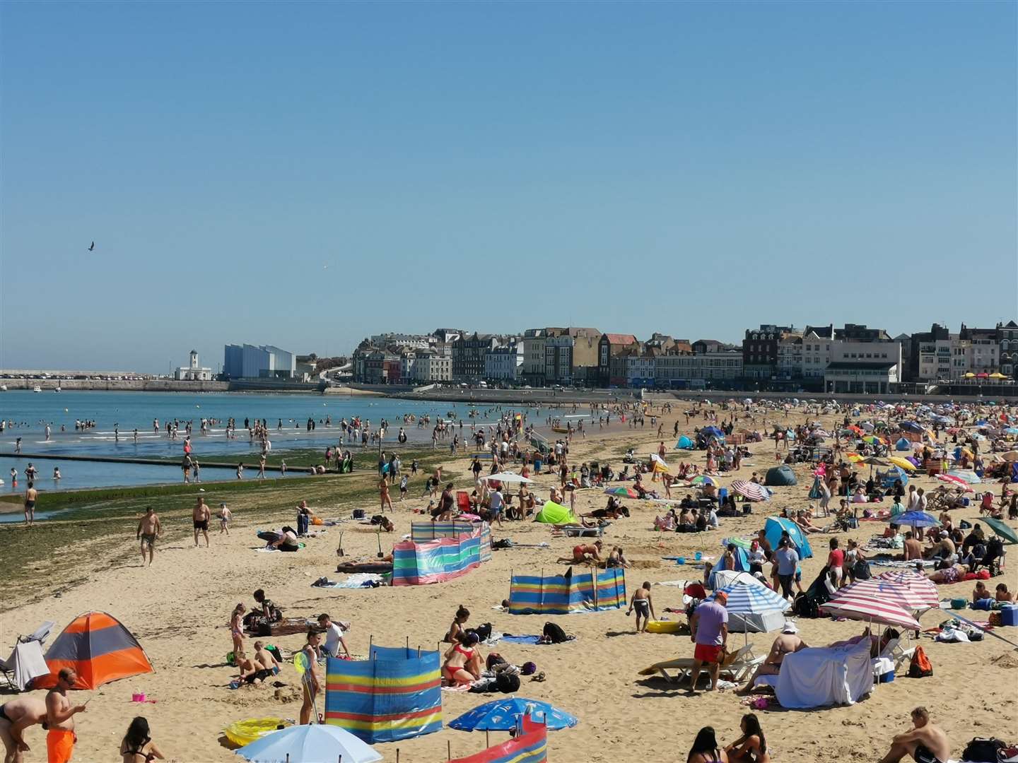 Beachgoers are slowing traffic down across the Kent coast
