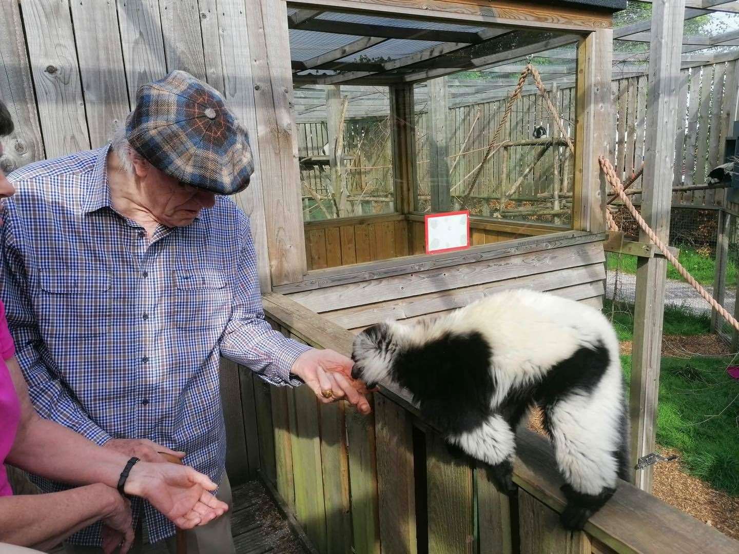 Michael Gambon returned to The Fenn Bell Inn and had a special visit with the lemurs