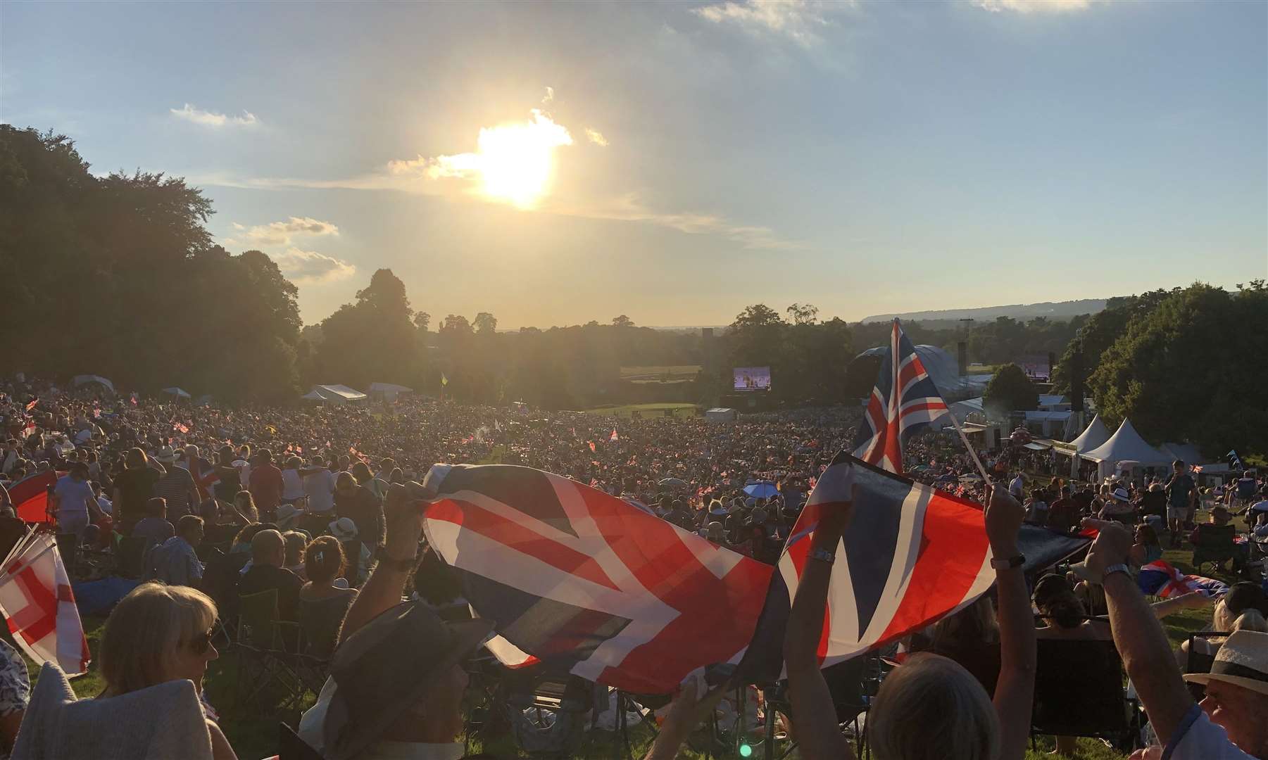 Most of the audience wore floppy hats and sunglasses at the Leeds Castle concert last night