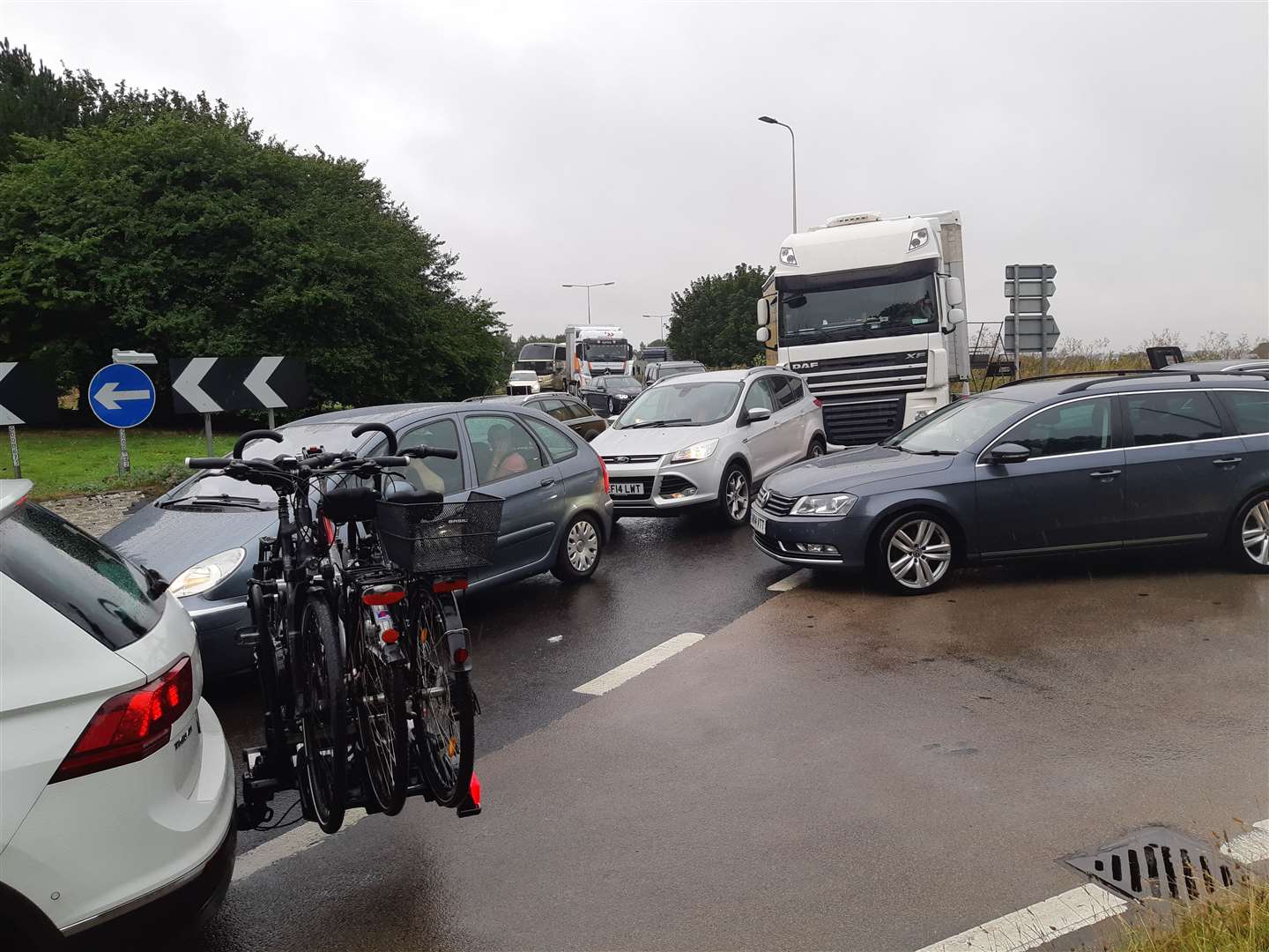 The Duke of York's Roundabout at Jubilee Way is chaotic, affecting trafffic towards Deal as well as port bound motorists (14361673)