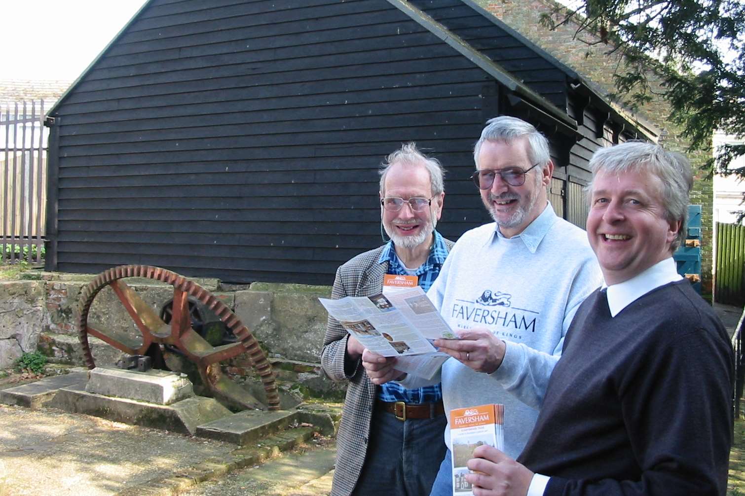 Arthur with Peter Faulkner and Laurence Young, celebrating the launch of Faversham's new gunpowder trail leaflet in 2003.