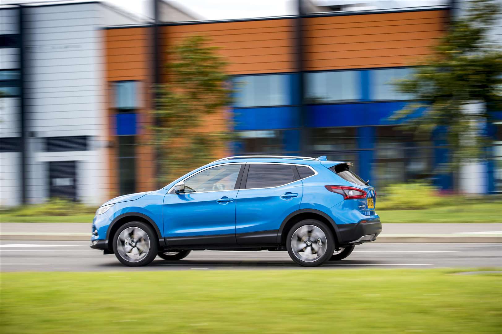 On the go the Qashqai is refined and comfortable (3469598)