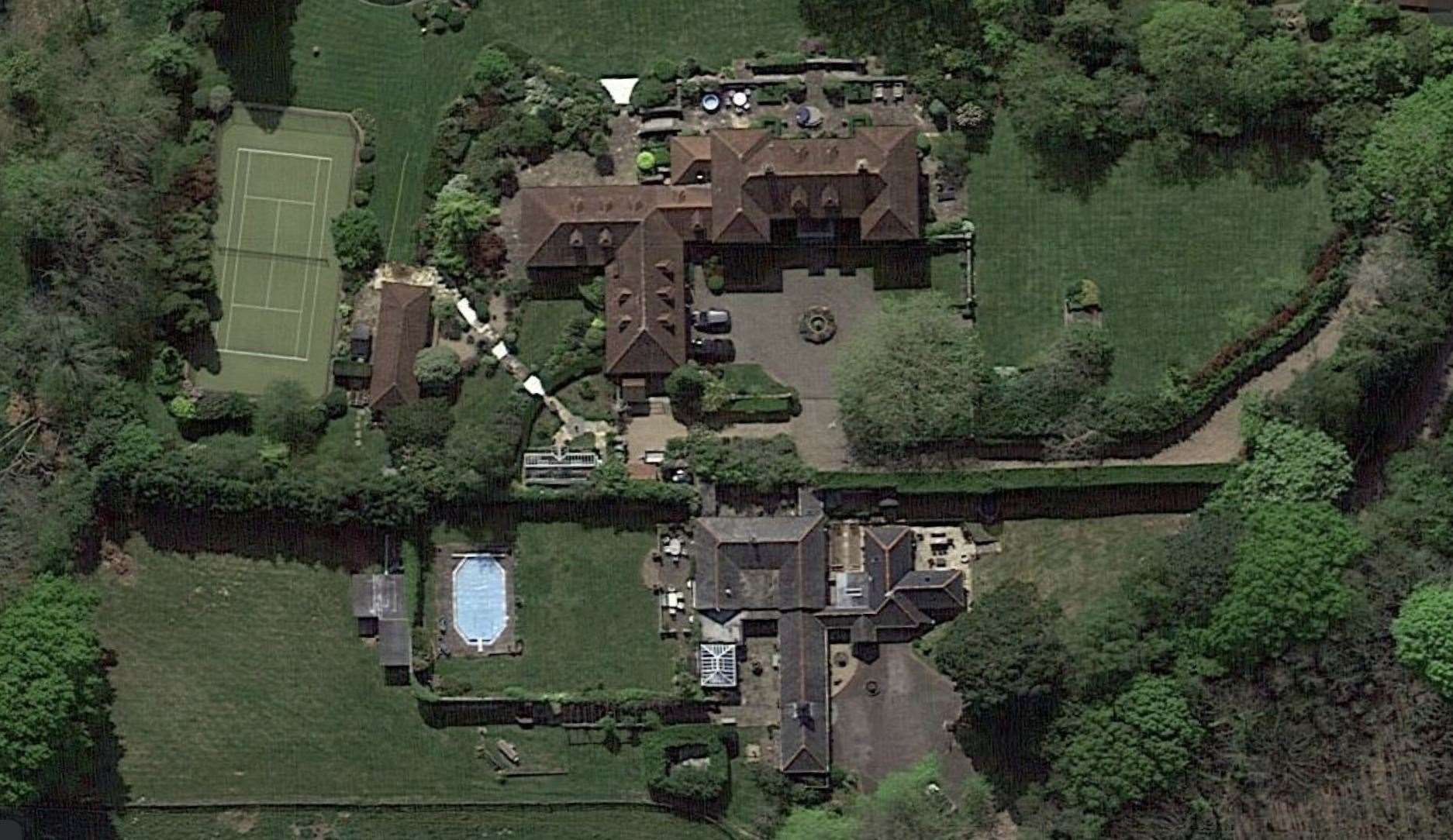 This Sandhurst mansion occupies a stunning seventeen-and-a-half acres, complete with tennis courts, a swimming pool, a rose garden, fruit trees and stabling for horses; not to mention a seven-bedroom house with spacious rooms of every kind. Photo: Google Earth
