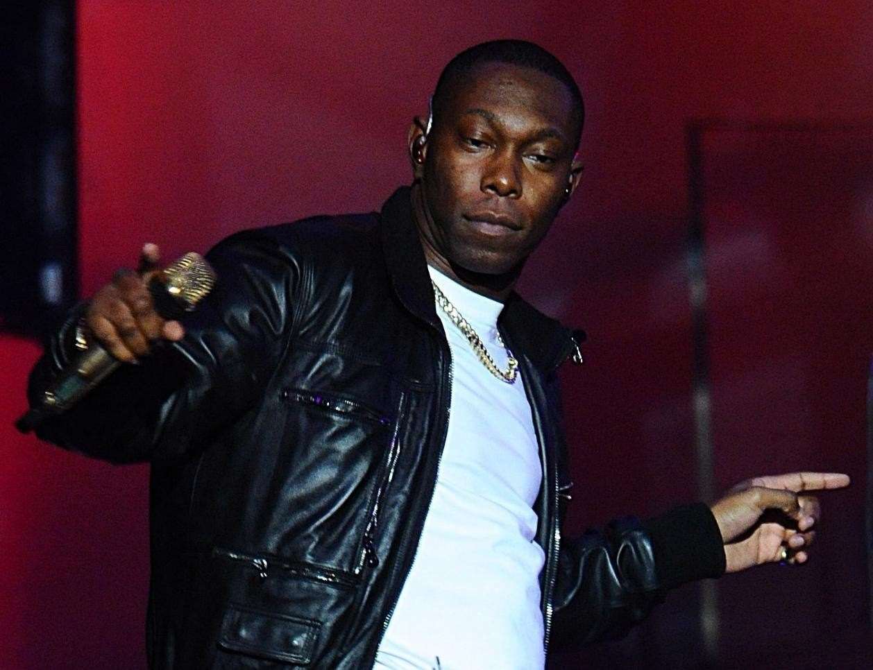 Dizzee Rascal was expected to perform