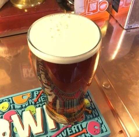 My pint of 4% amber ale, Doom Bar, was served with a very pleasant creamy head and wasn’t a bad pint at all