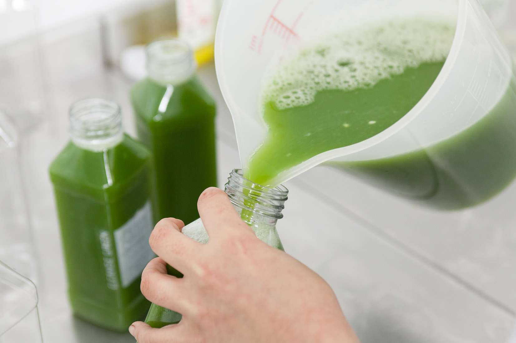 The Juice Executive makes cold pressed juices