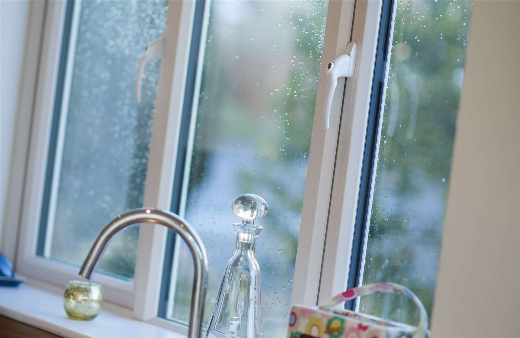 As a proud manufacturer of the Deceuninck Traditional 2500 window and door range, Direct UPVC by P&P Windows guarantee to be a firm favourite.