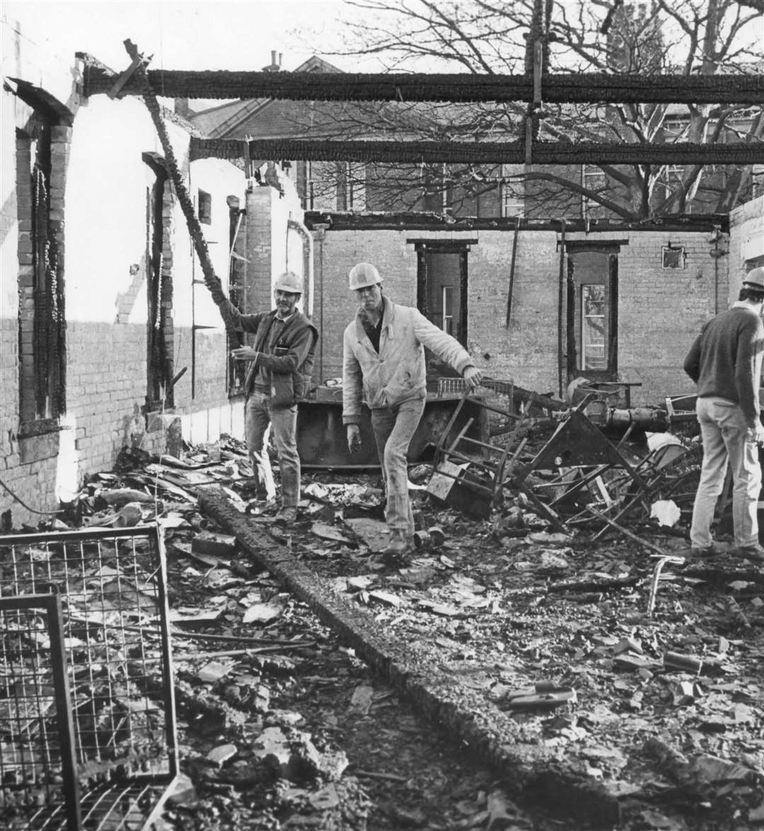Fire destroys the art department at Fort Pitt Girls Grammar School, Chatham in 1985