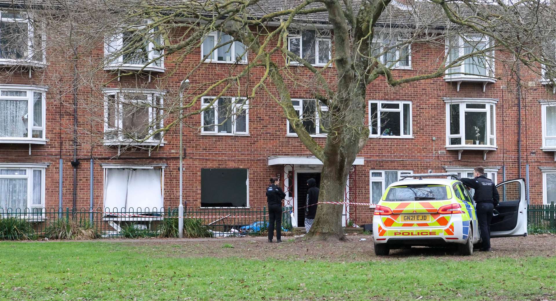 The police cordon outside the flat in Catlyn Close, East Malling. Photo: UKNIP