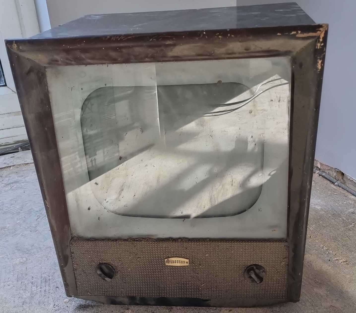Amy Lockwood and her partner Jamie Jenkins found the 1953 TV in their loft after buying a house in Rainham