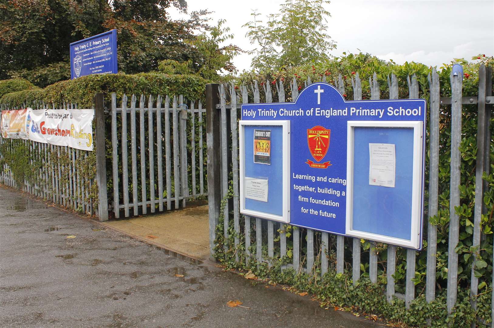 Holy Trinity Primary School in Gravesend