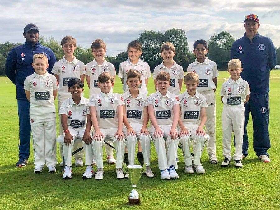 Cowdrey's Invicta Junior Cricket under-11 championship winning squad