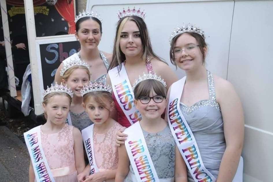 Sheppey carnival court of 2020 is ready to hand over to new girls for 2022