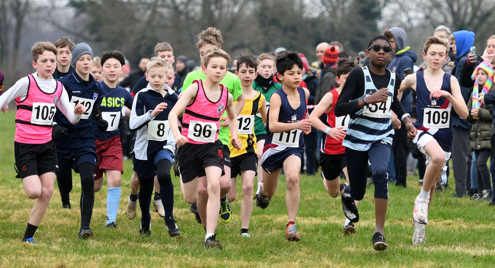 The Year 7 boys are up and running. Picture: Barry Goodwin (54437818)