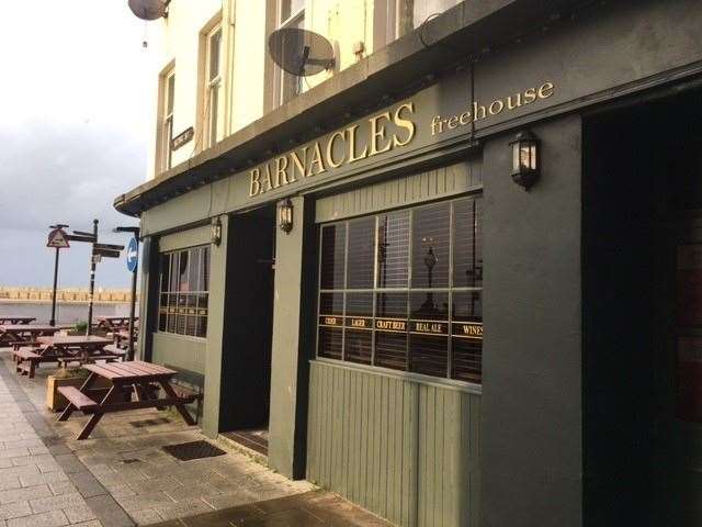 Barnacles, a free house right on the sea front in Margate, is a member of the Thorley Taverns chain, describing itself as Thanet’s leading leisure operator