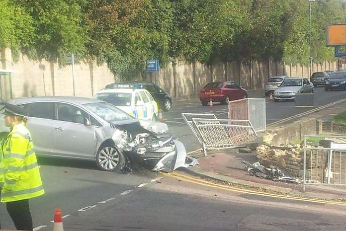 Crash in Chatham Hill. Photo: Dean Bell / Facebook
