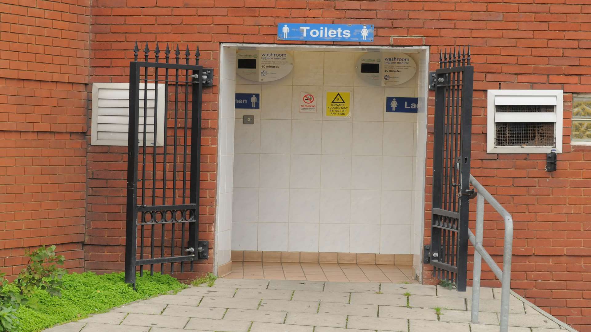 Toilets, Clive Road, Gravesend