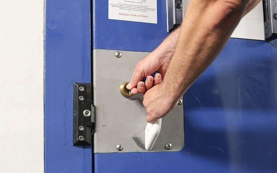 People are not safe in Kent Police cells, a report has found