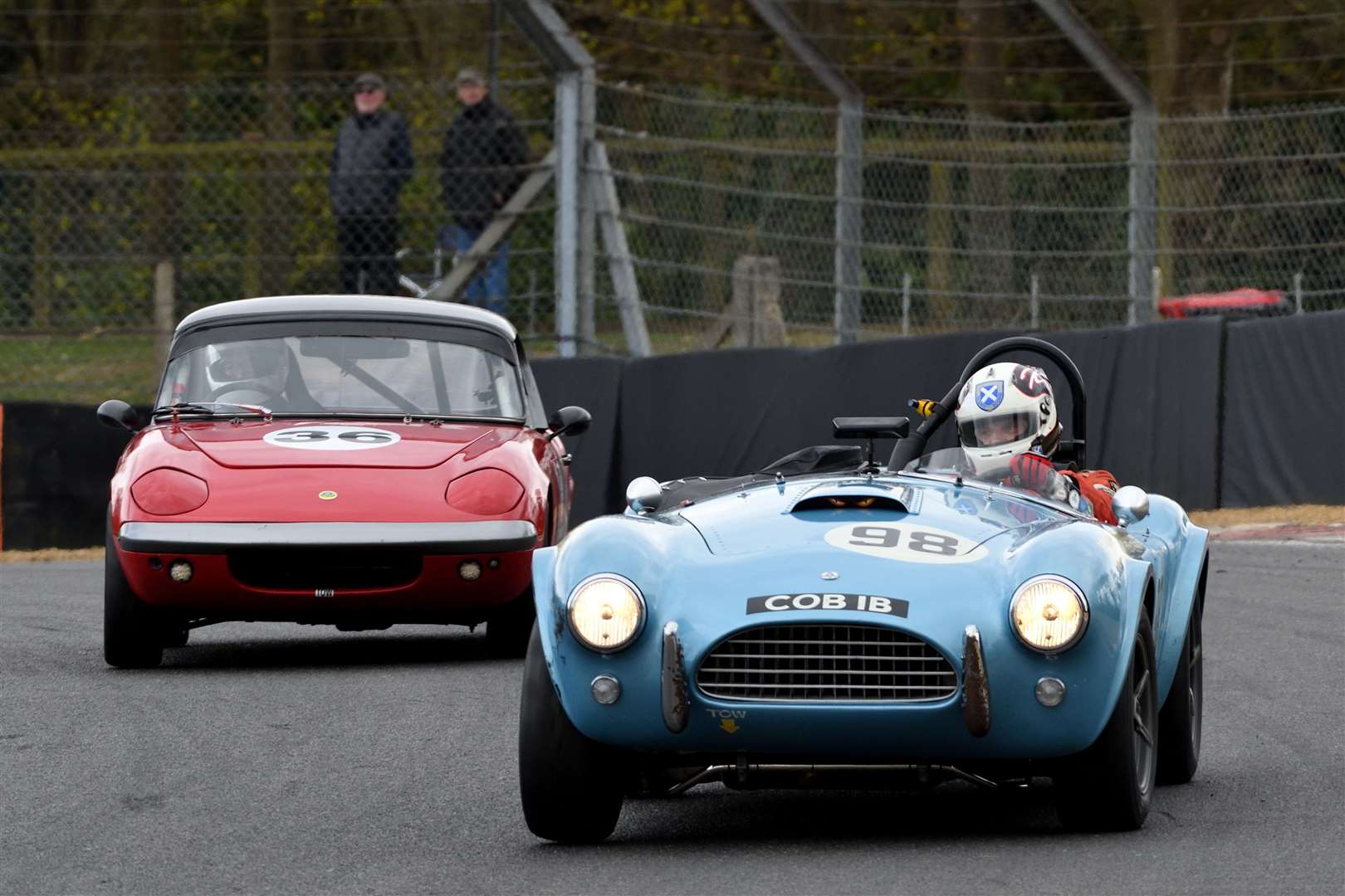 Kevin Kivlochan (98) won the Historic Road Sports race in his AC Cobra, after a race-long duel with Frazer Gibney in his Lotus S1