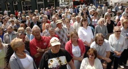 Hundreds of people attended a rally in support of the campaign for a new hospital in Dover