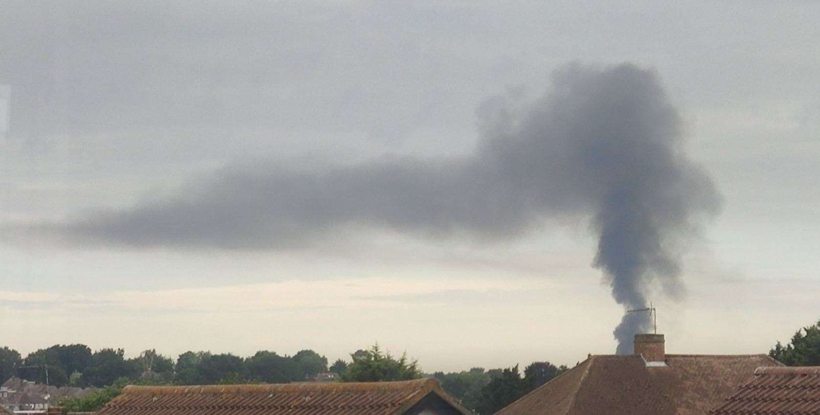 Smoke could be seen in nearby Swanley Photo: @keriwinkle82