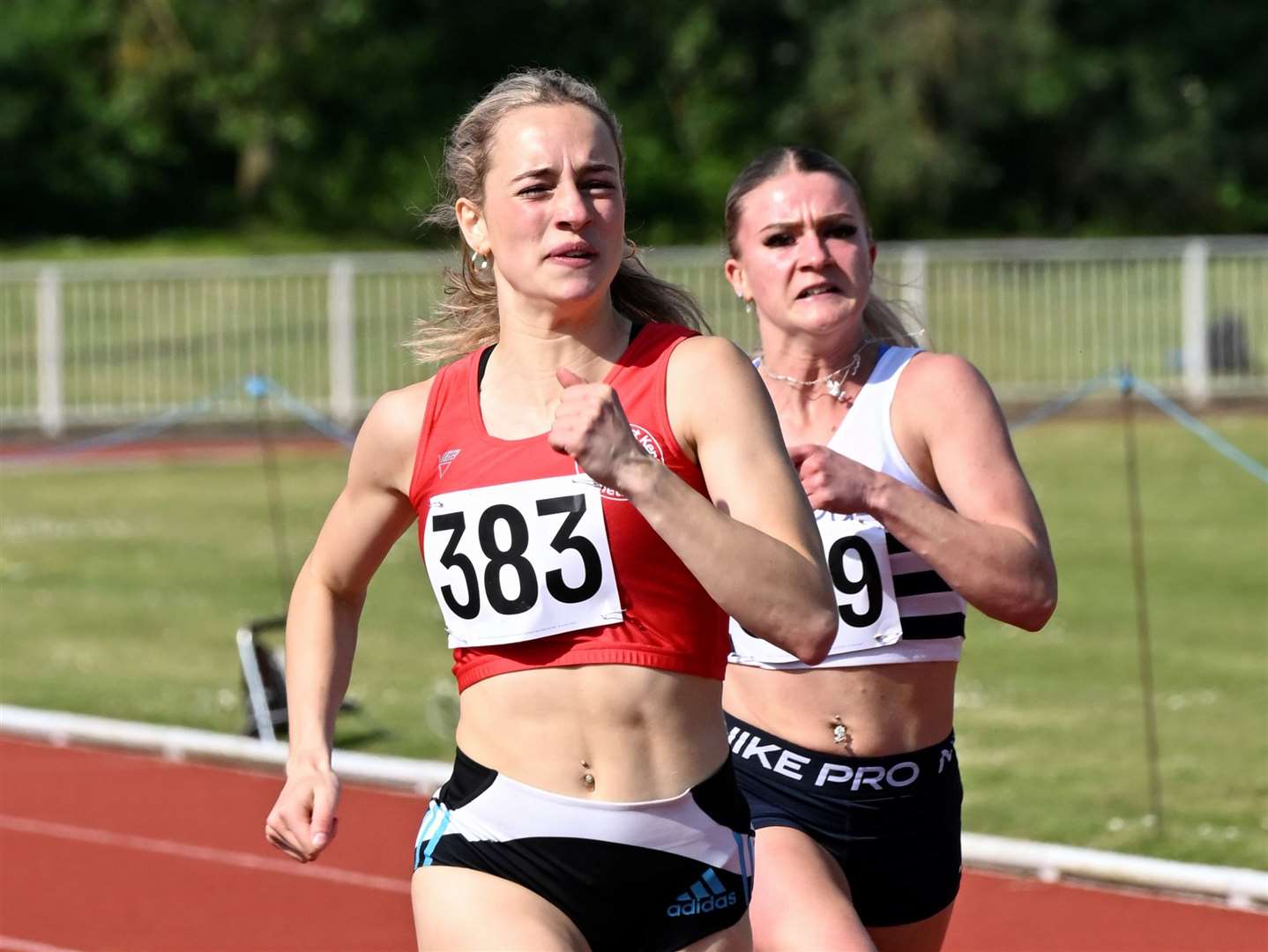 Charlotte Henrich on her way to winning the Under-20 Women’s 200m final. Picture: Simon Hildrew