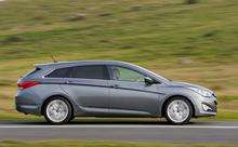 Hyundai adds Premium to i40 range