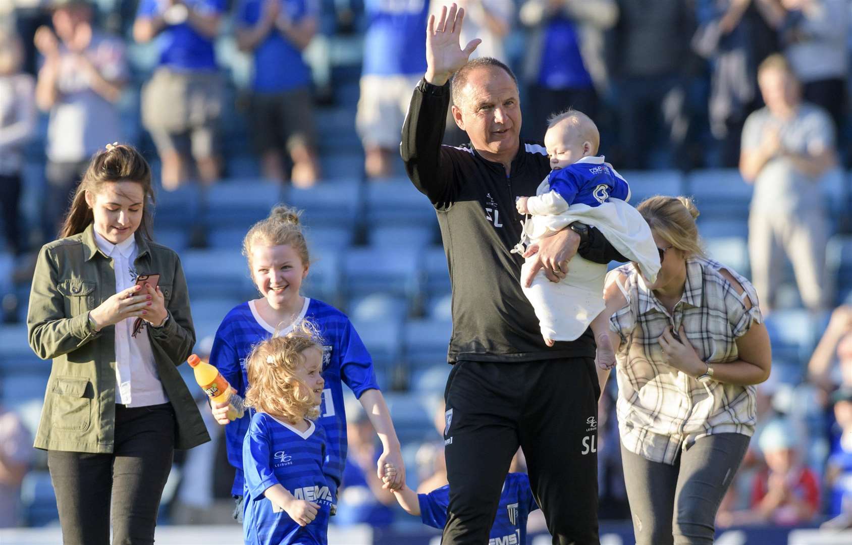 Gills boss Steve Lovell thanks the fans for their support at the end-of-season lap of honour Picture: Andy Payton