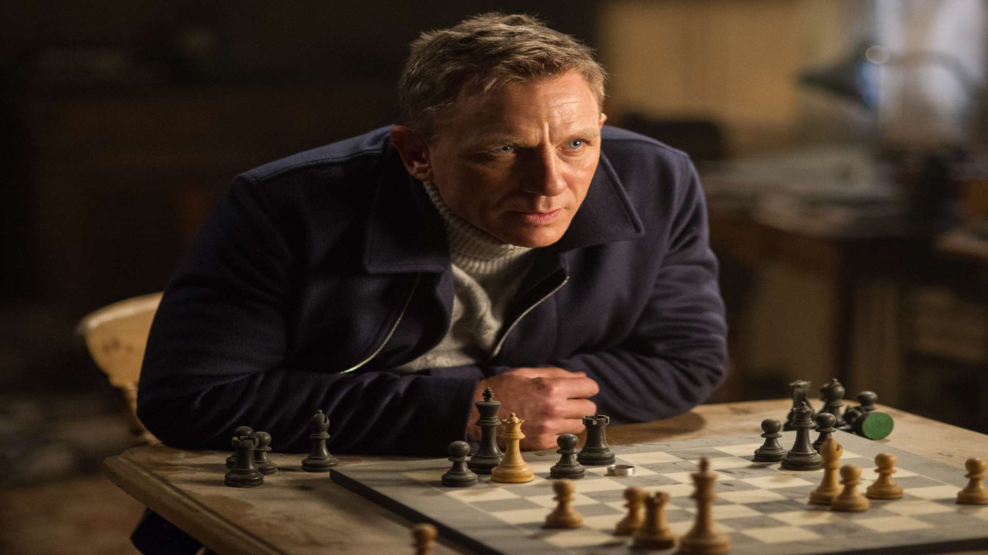 Daniel Craig stars in Bond movie Spectre