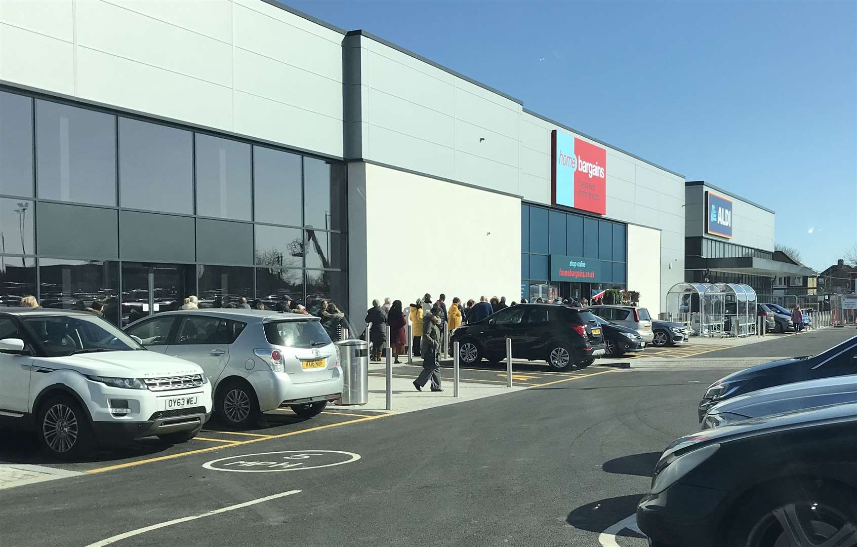 Huge queues at the launch of a new Home Bargains store in Chatham