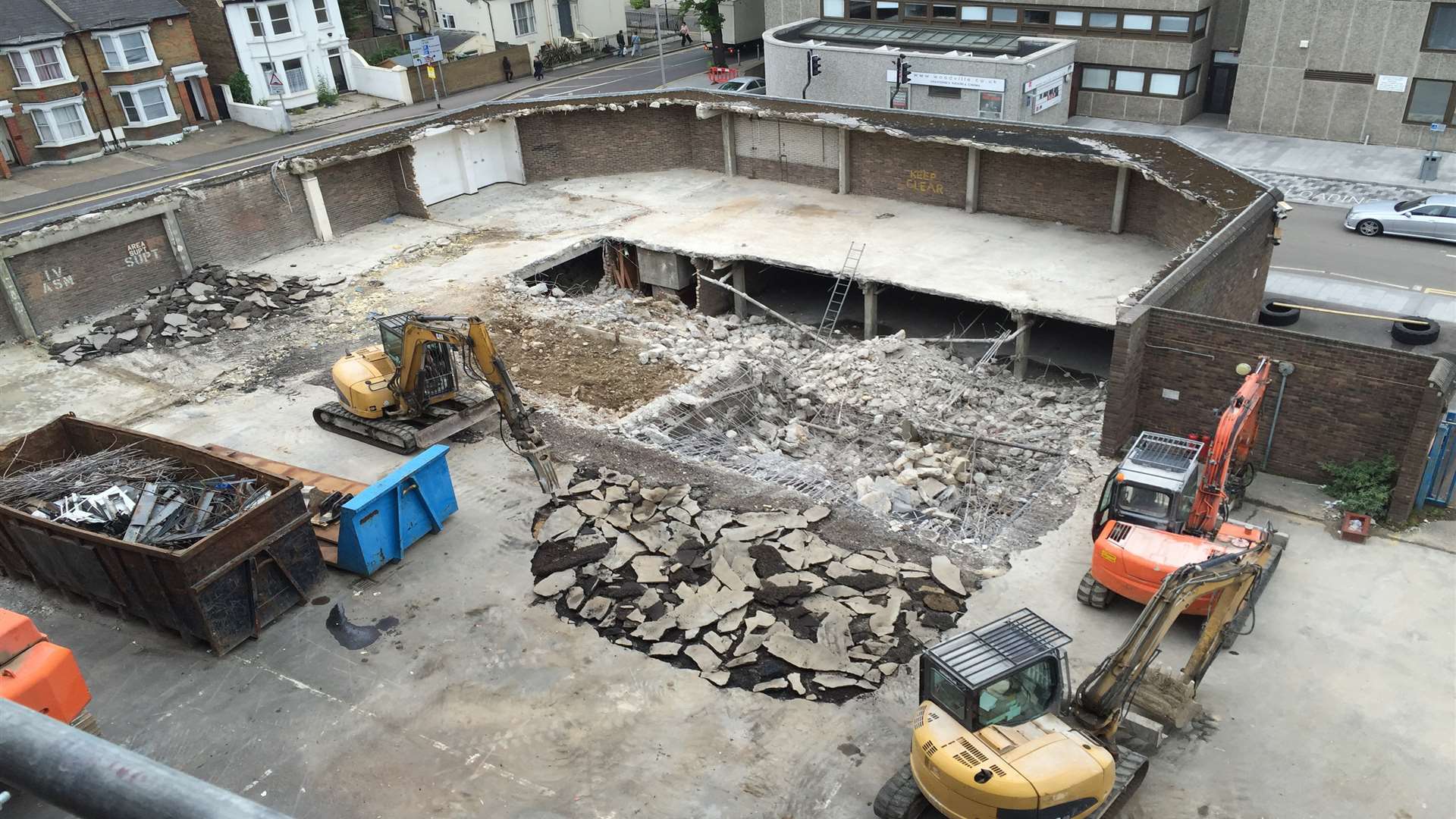 Gravesend's old police station has been demolished, with up to 96 flats/apartments set to replace it