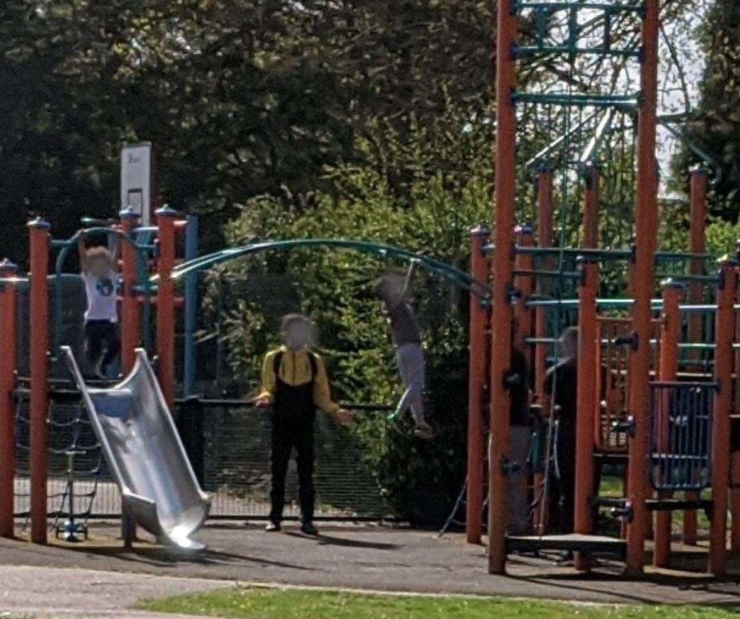 A group of people in the park reportedly abused a man after telling them to leave to respect social distancing measures